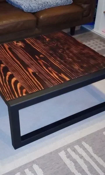 Стол в стиле лофт